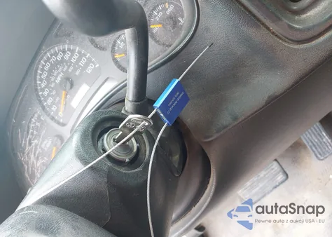 2005 Chevrolet Silverado 2500Hd Work Truck z USA, uszkodzony, nr VIN 1GCHK23U65F900543